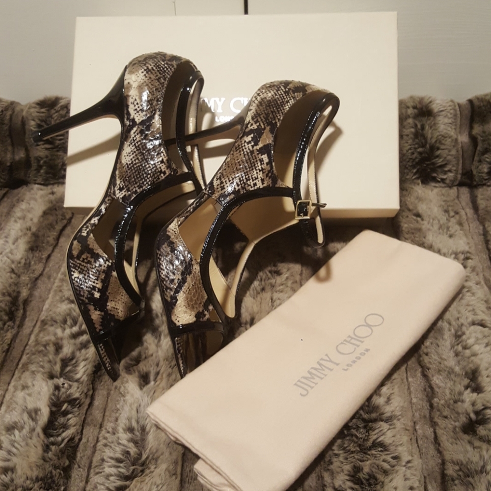 JIMMY CHOO TWO TONE ELAPHE peep toe heels.